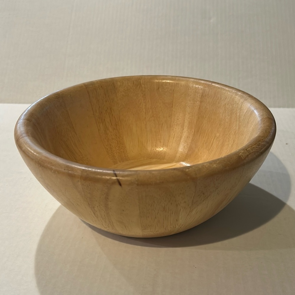 373A) Vintage Wooden Bowl EUC Light Stain 10”